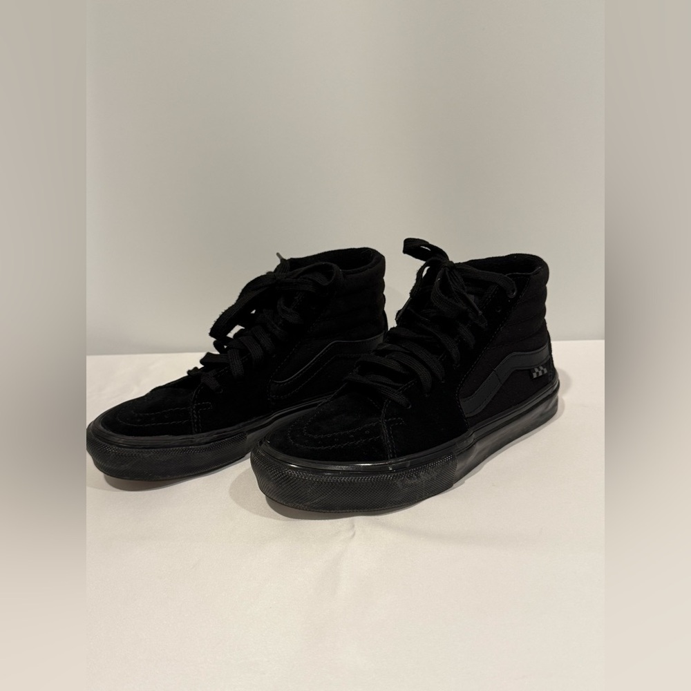 Vans Men's Black Skate Sk8-Hi Sneakers